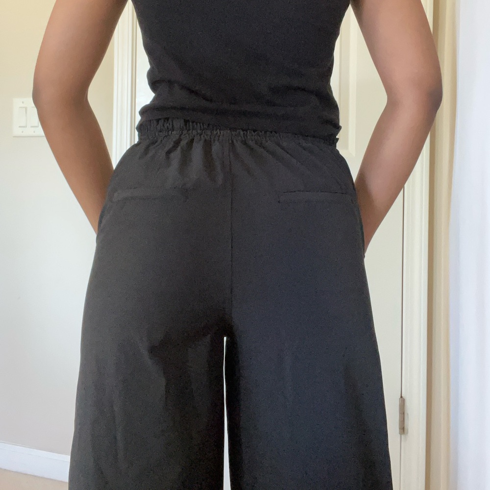 Black cargo pants